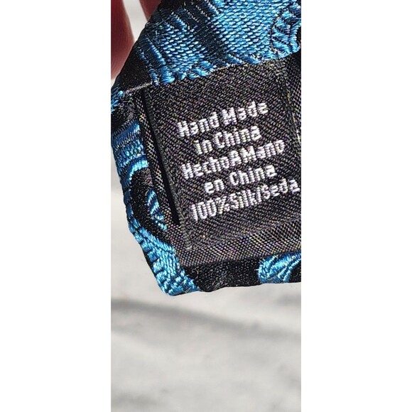Concepts Silk Tie Black Gray Geometric Pattern Handmade Stain Resistant 58x3.5 - Picture 5 of 6